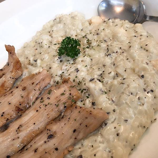 NOW place_180203_0020.jpg NOW place_180203_0020.jpg