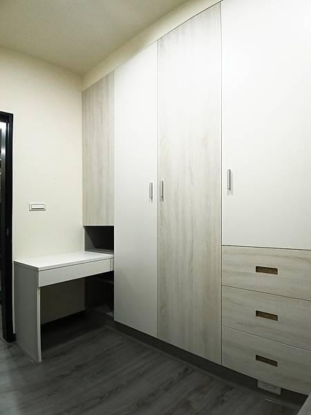 主臥2.jpg 主臥2.jpg