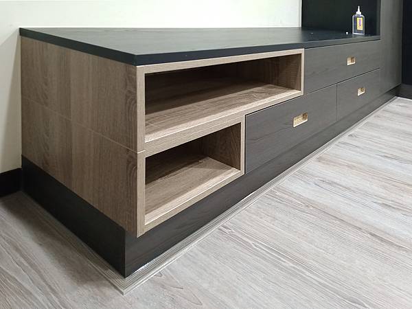 電視櫃4.jpg 電視櫃4.jpg