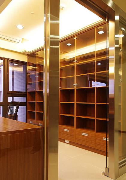 000NEW04.jpg 000NEW04.jpg