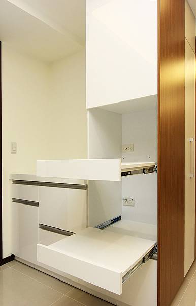 000NEW27.jpg 000NEW27.jpg