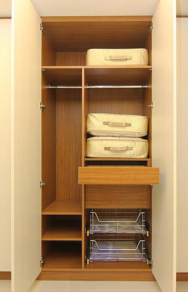 000NEW32.jpg 000NEW32.jpg