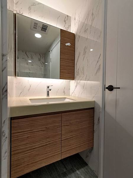 P_20220407_134428.jpg P_20220407_134428.jpg