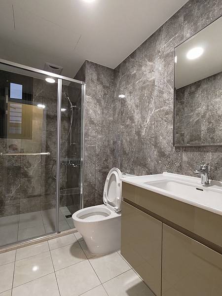 P_20220407_134655.jpg P_20220407_134655.jpg