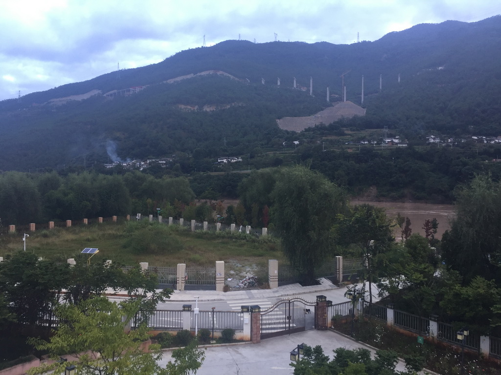 IMG_0698_调整大小.JPG IMG_0698_调整大小.JPG