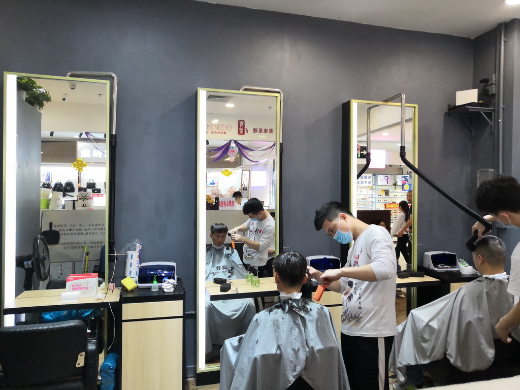 IMG_20190406_194859_调整大小.jpg IMG_20190406_194859_调整大小.jpg