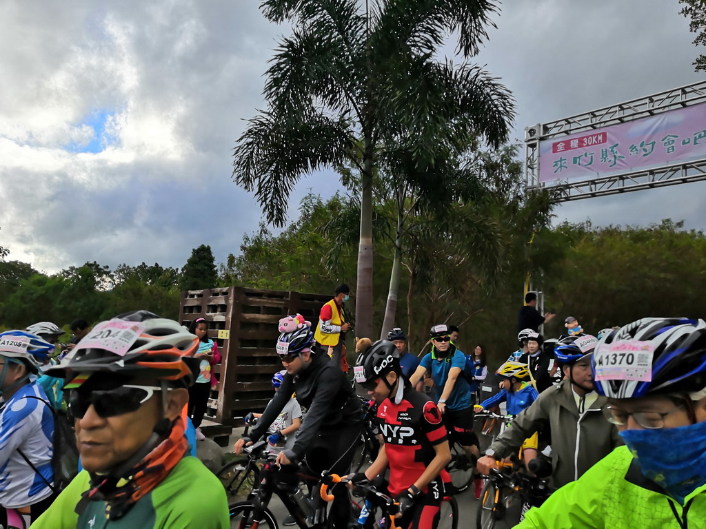 IMG_20201108_075913_调整大小.jpg IMG_20201108_075913_调整大小.jpg