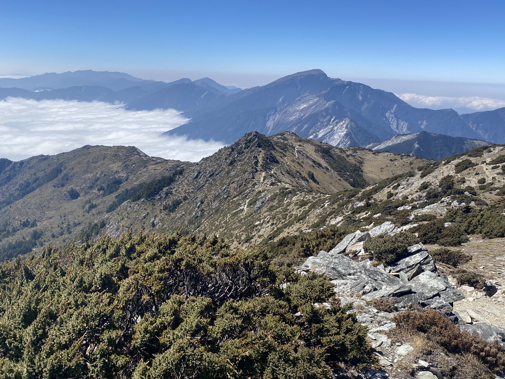 2023/2/25-2/27 嘉明湖&三叉山&向陽山(戒茂斯