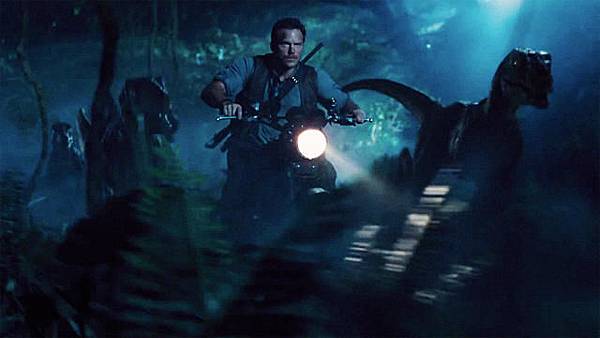 jurassic-world-02 jurassic-world-02