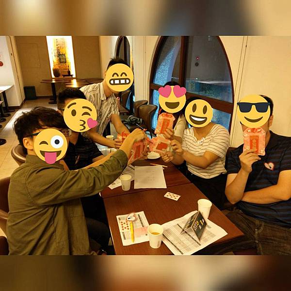 8577702306558.jpg 8577702306558.jpg