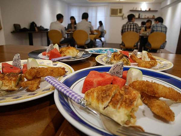 8577305435361.jpg 8577305435361.jpg