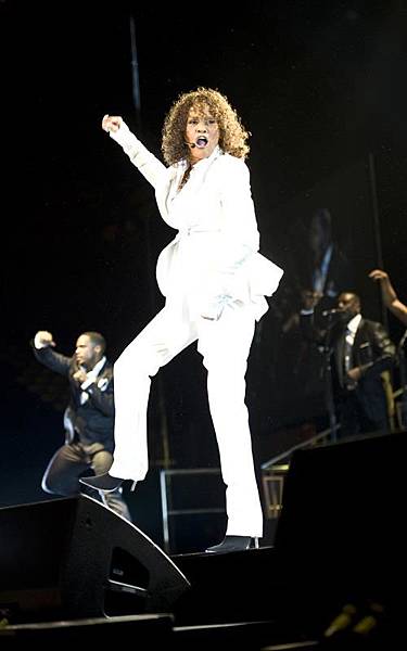 whitney-houston-041310-2.jpg