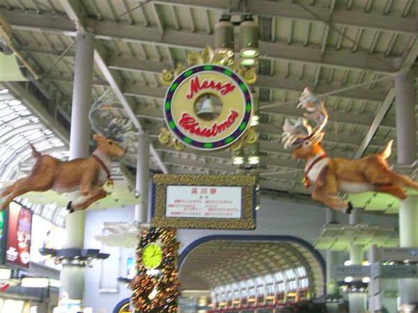 3 品川車站的兩隻鹿.JPG