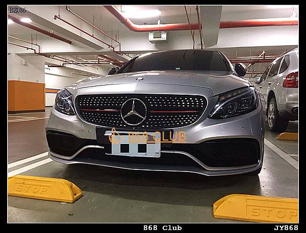 BENZ W205 C63 前保實車照-13.JPG