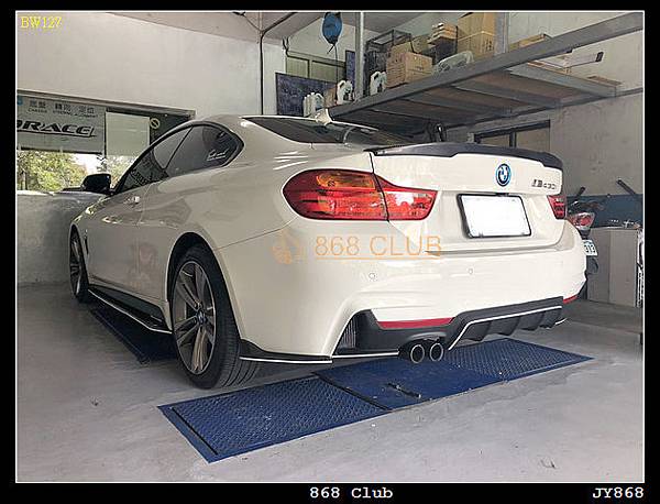 F32 M-TECH Performance 單邊雙出後下巴-4.JPG