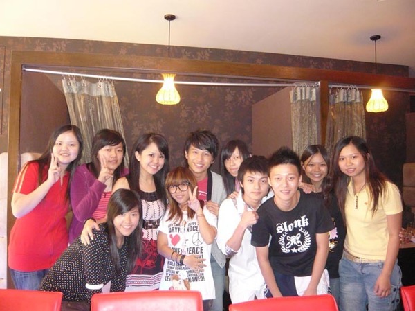 album birthday party3