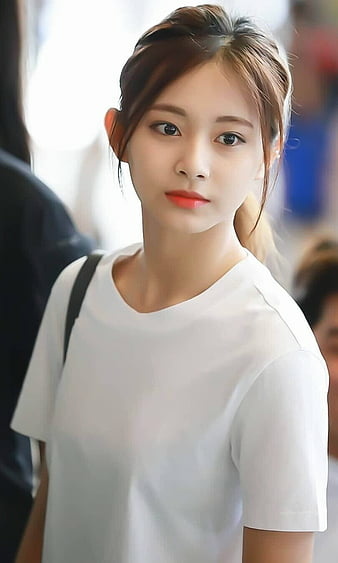 HD-wallpaper-tzuyu-twice-thumbnail.jpg