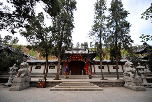 興教寺 興教寺