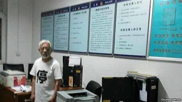 栗憲庭 栗憲庭
