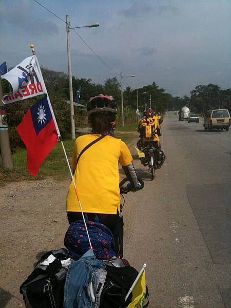 306732_3796328759016_102592977_n