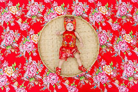 抓週紅花布.JPG 抓週紅花布.JPG