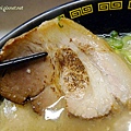 黑門屋らーめん（拉麵）： http://kagami.pixnet.net/blog/post/30120114