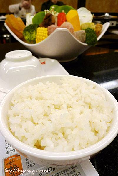 阿官火鍋： http://kagami.pixnet.net/blog/post/30290520