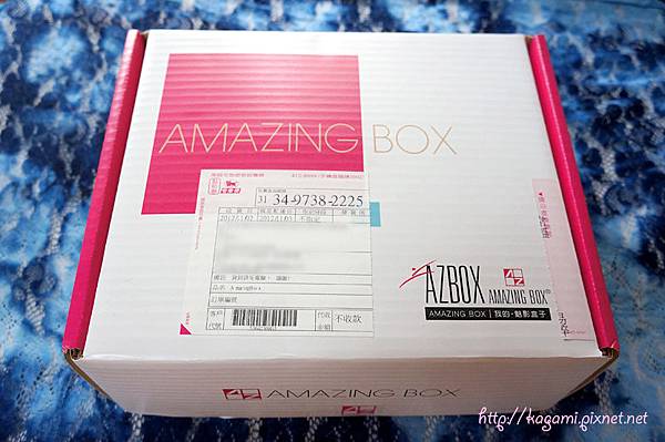 AZBOX 魅影盒子 2012年11月號： http://kagami.pixnet.net/blog/post/31387163