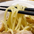 麵屋輝　麺や輝（teru）： http://kagami.pixnet.net/blog/post/31423993