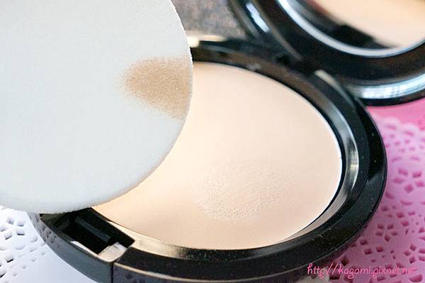 MAC BB輕粉霜 SPF30 PA++： http://kagami.pixnet.net/blog/post/31500111