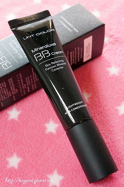 UNT 十礦無瑕保濕進化BB霜