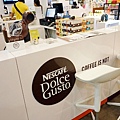 雀巢膠囊咖啡機 NESCAFÉ Dolce Gusto： http://kagami.pixnet.net/blog/post/32638333