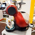 雀巢膠囊咖啡機 NESCAFÉ Dolce Gusto： http://kagami.pixnet.net/blog/post/32638333