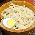 古式讃岐うどん 温や： http://kagami.pixnet.net/blog/post/40845754