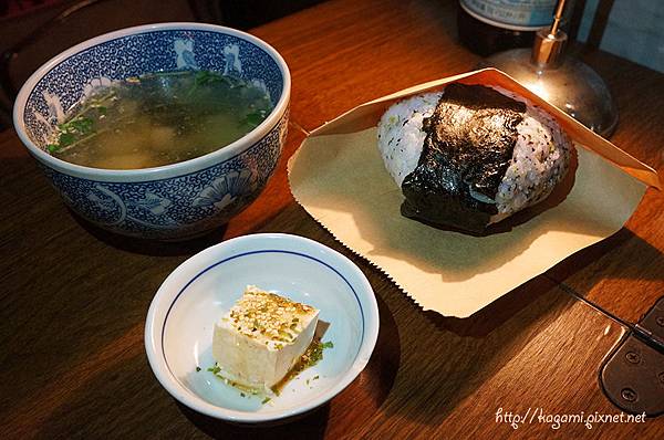 Zabu食堂： http://kagami.pixnet.net/blog/post/42801344