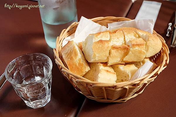 Bistro Cen time： http://kagami.pixnet.net/blog/post/43084075