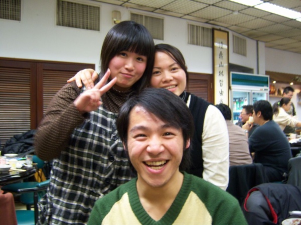 我、修琪、阿德 我、修琪、阿德