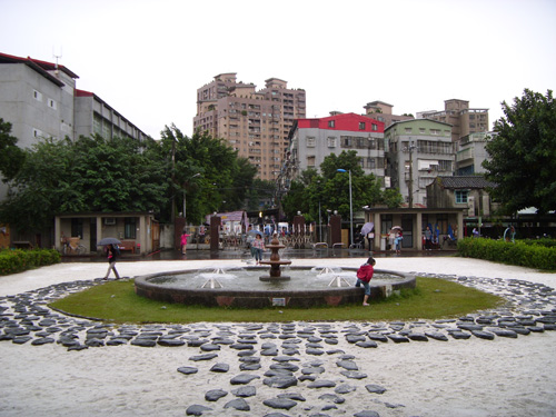 04002.jpg 04002.jpg