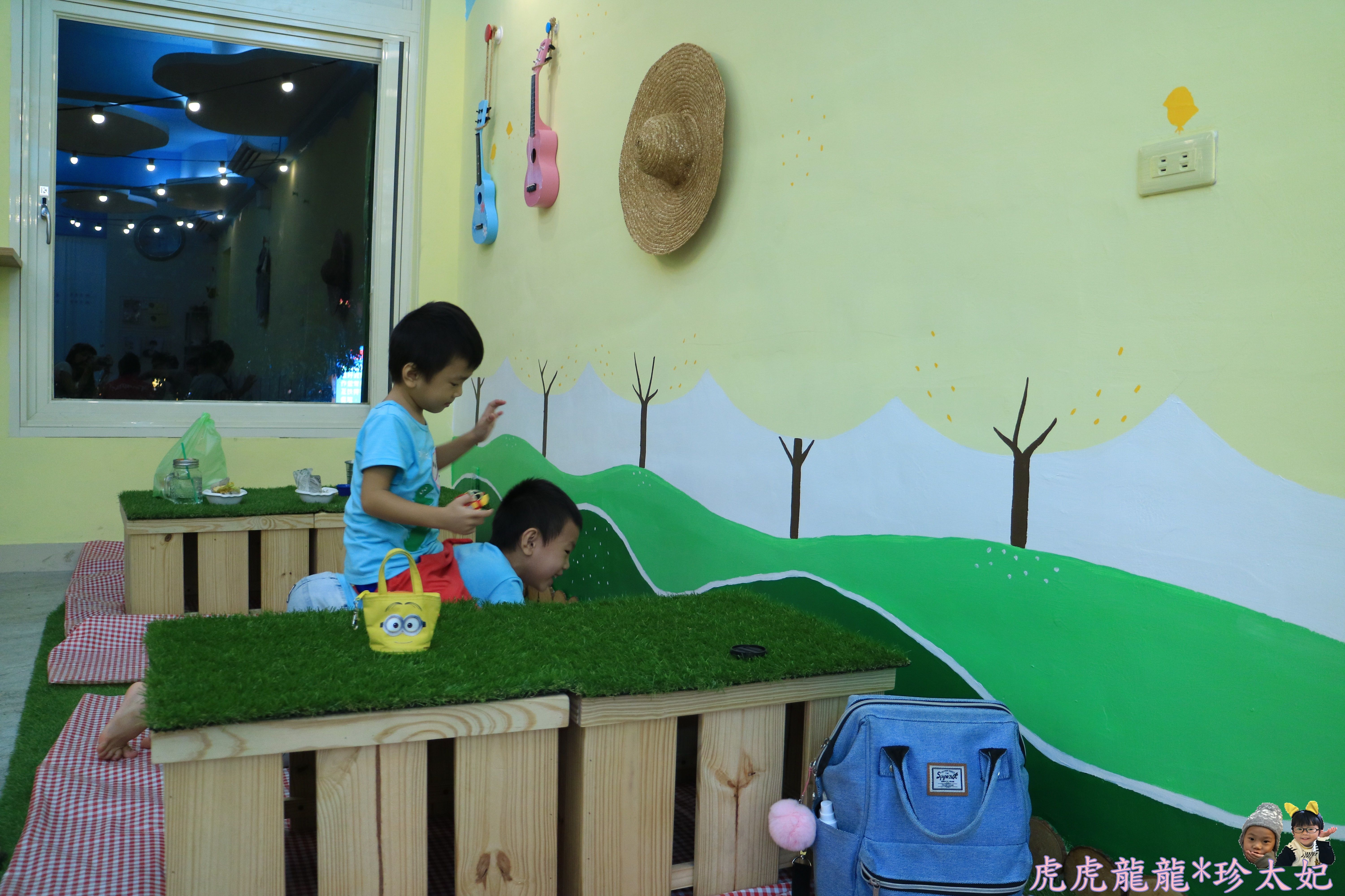 105.10.25曲尼的公園野餐IMG_2041.JPG 105.10.25曲尼的公園野餐IMG_2041.JPG