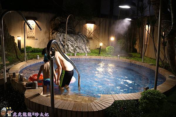 『宜兰礁溪温泉饭店』渡假式的峇里岛风情温泉