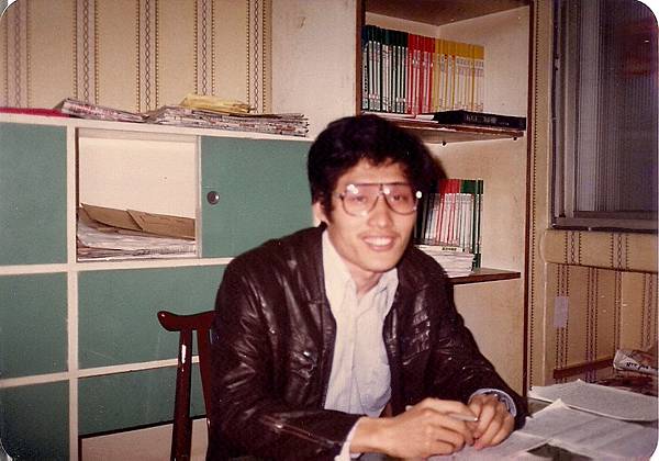 1986年，江蓋世擔任自由時代記者01.jpg