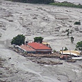 20090819台東太麻里土石流淹沒慘況_400.jpg