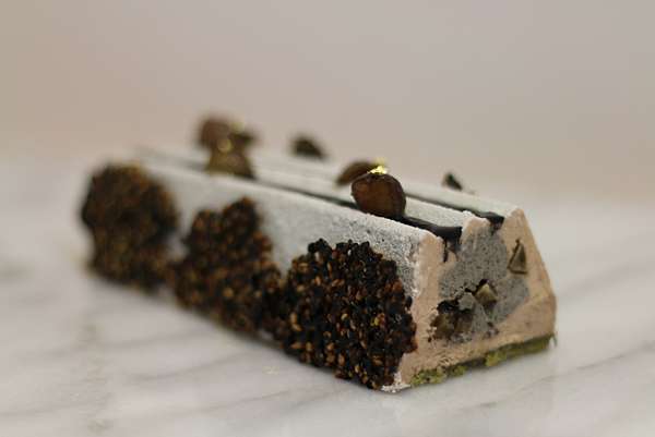 Buche De Noel Style Japonais 和風芝麻栗子抹茶耶誕蛋糕 Patisserie A La Maison 痞客邦