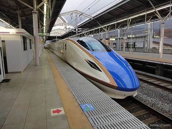北陸新幹線 介紹 搭乘北陸新幹線您一定要注意的事情 請注意 かがやき Kagayaki 為全車指定席 Jr東西日本在 上越妙高 站作分界 日本自助旅行大補帖 凱子凱