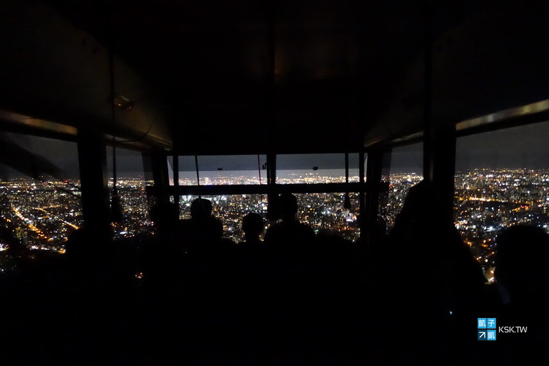 北海道札幌 夜景 藻岩山展望台 戀人約會勝地 日本新三大夜景 纜車 交通 營業時間資訊 札幌もいわ山ロープウェイ 日本自助旅行大補帖 凱子凱