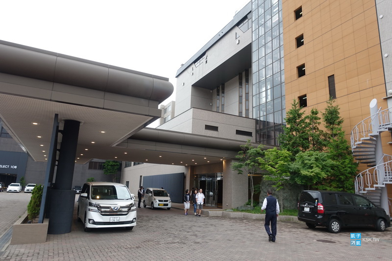 洞爺 住宿推薦 Toya乃の風 リゾート 洞爺湖最佳溫泉旅館住宿選擇 湖畔第一排景觀超好 海鮮buffet超豐富超好吃 來洞爺湖住這間就對了 湖景洞爺乃之風渡假酒店 日本自助旅行大補帖 凱子凱
