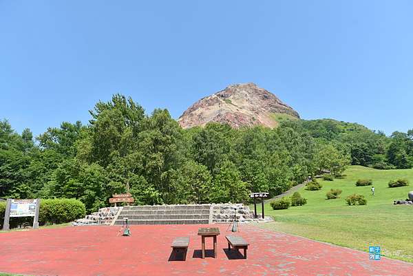 北海道 洞爺 景點 昭和新山 有珠山纜車 一覽洞爺湖美景 日本自助旅行大補帖 凱子凱 痞客邦