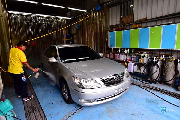 汽車美容 磁釉 中壢美固服務中心 太神奇啦 保證18 24個月免打蠟 新車舊車一樣亮晶晶 實際磁釉施工過程分享 冠彰磁釉 日本自助旅行大補帖 凱子凱