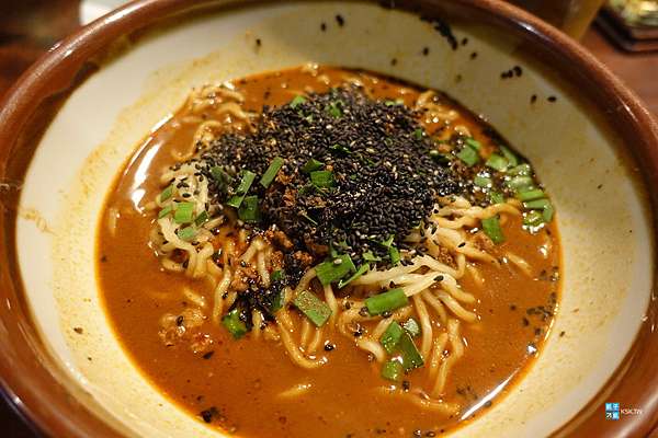 京都 美食 六傳屋 先斗町店 擔擔麵名店 河原町附近 日本自助旅行大補帖 凱子凱 痞客邦
