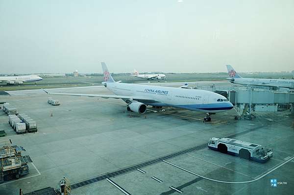 九州 華航ci110 Ci111 台北 福岡機場 飛行記錄 自助報到 Y艙等可更改航班 日本自助旅行大補帖 凱子凱 痞客邦 九州 華航ci110 Ci111 台北 福岡機場 飛行記錄 自助報到 Y艙等可更改航班 日本自助旅行大補帖 凱子凱 痞客邦